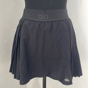 Alo Aces Tennis Skirt size small NWOT